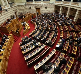 Σάλος για το επίδομα «βαρέων και ανθυγιεινών» στους υπαλλήλους της Βουλής