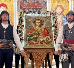 Στην περιφορά της εικόνας του Αγίου Παντελεήμονα συμμετείχε η Ένωση Ποντίων Πολίχνης