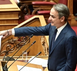 Ζήτησε ευθύνη ο Κυριάκος Μητσοτάκης στη Βουλή για τον ΟΠΕΚΕΠΕ: Μόνη λύση η Εξεταστική