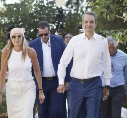 Κυριάκος Μητσοτάκης: Η μέρα του Δεκαπενταύγουστου είναι αφιερωμένη σε όσους μας κρατούν ασφαλείς