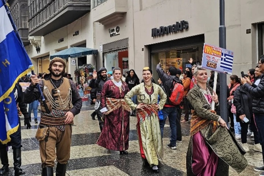 Η «Μαύρη Θάλασσα» Ν. Σμύρνης «κατέκτησε» τον πλανήτη για δεύτερη φορά!