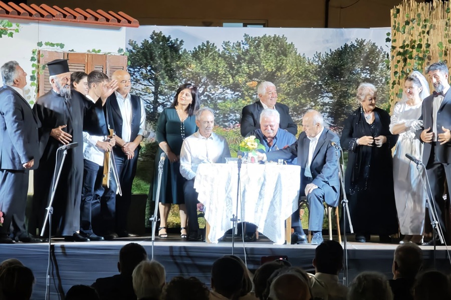 Αφορισμένον Ινιάτ: Μια βραδιά γεμάτη γέλιο και Ποντιακή παράδοση στο Μακροχώρι