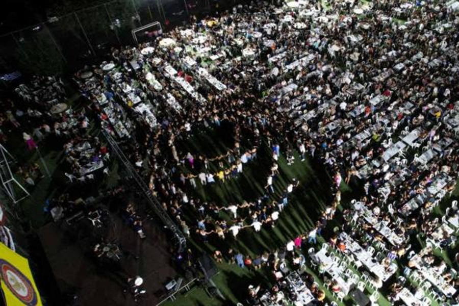 ΕΠΩΦ: Ποντιακό γλέντι με «μπροστάρηδες» τις νέες και τους νέους