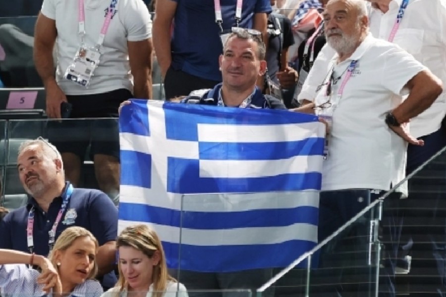 Πύρρος Δήμας: Η ΕΟΕ κατήγγειλε την δημοπράτηση της Ολυμπιακής δάδας