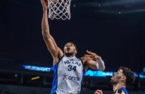 Ελλάδα – Ισραήλ 84-79: Στα προημιτελικά του Eurobasket 2025 η γαλανόλευκη με αδιανόητο Γιάννη Αντετοκούνμπο