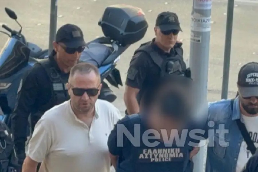 Δολοφονία στη Θεσσαλονίκη: «Τώρα συνειδητοποιώ τι έγινε, με έκανε να θολώσω» είπε ο 50χρονος που έπνιξε με σακούλα την 59χρονη αδελφή του
