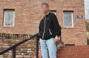 Κόρινθος: «Όλα είναι ανοιχτά» λέει ο αδελφός του 22χρονου που τον βρήκε αιμόφυρτο με δύο μαχαιριές στον λαιμό