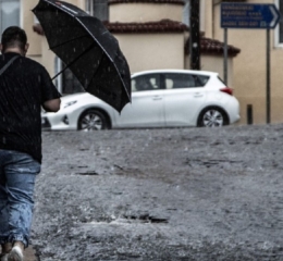 Καιρός: Πού θα χτυπήσουν ισχυρές βροχές και καταιγίδες σήμερα &#8211; Οι 8 περιοχές