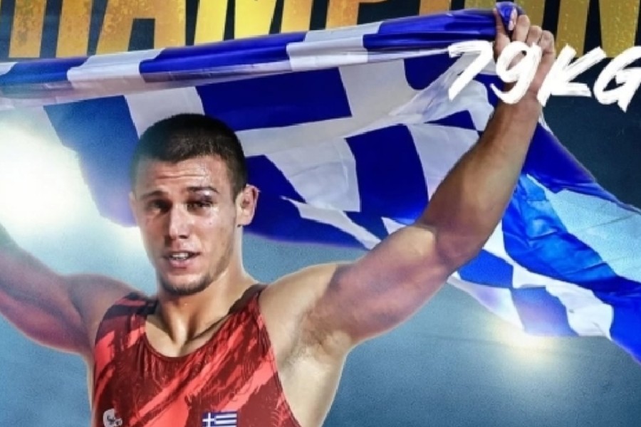 Ο Κουγιουμτσίδης ύψωσε την ελληνική σημαία στον ψηλότερο ιστό στο παγκόσμιο πρωτάθλημα