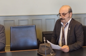 Την αναγνώριση της γενοκτονίας των Ελλήνων του Πόντου ζήτησε από το ελβετικό κοινοβούλιο ο Ταμέρ Τσιλινγκίρ
