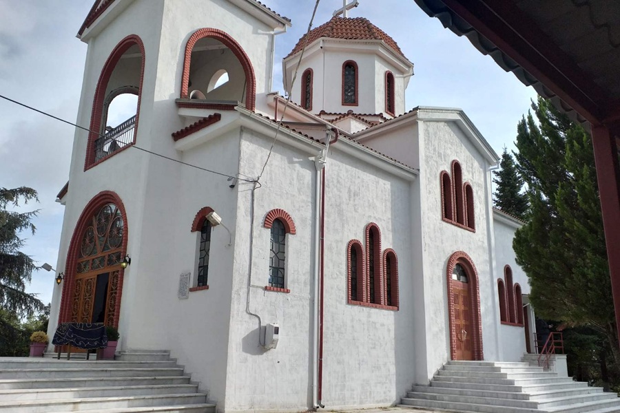 Θεία Λειτουργία και τέλεση πάνδημου ετήσιου μνημόσυνου στην Ιερά Μονή Αγίου Γεωργίου Περιστερεώτα