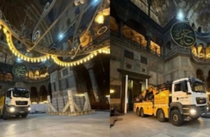 Γερανοί και φορτηγά&#8230; μέσα στην Αγία Σοφία: Εικόνες που προκαλούν ντροπή και ερωτήματα