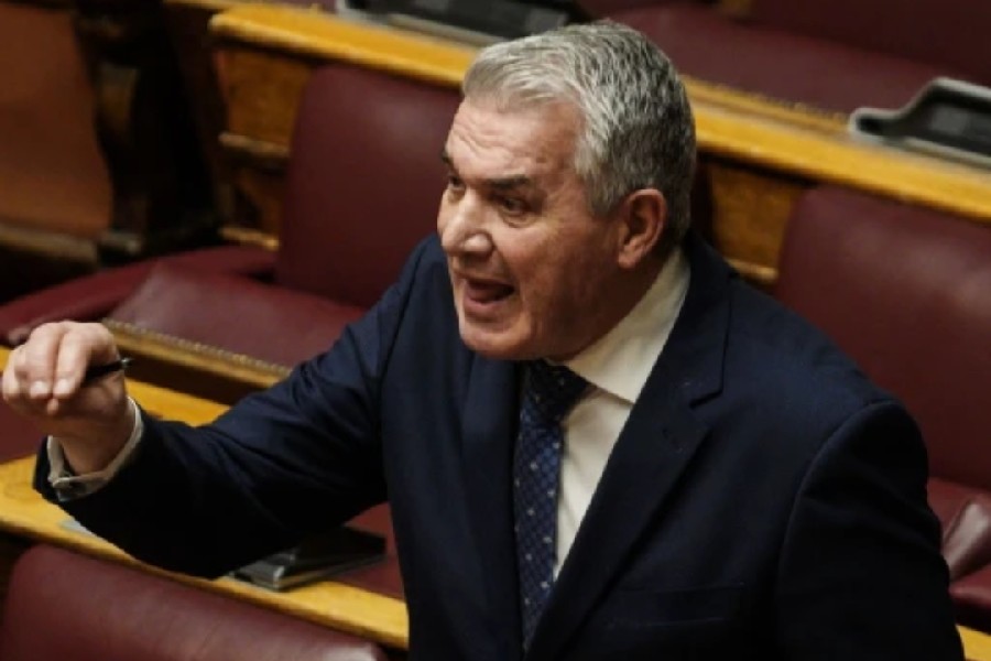 Δημήτρης Κυριαζίδης: Δεν «βγαίνει» με 5.000 ευρώ &#8211; «Ευτυχώς η σύζυγός μου δουλεύει»