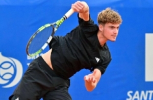 Ο Παύλος Τσιτσιπάς αποκλείστηκε στα προκριματικά του Ηellenic Championship