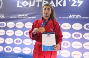 «Χάλκινη» η Έλενα Ζαϊμίδου στο Λουτράκι