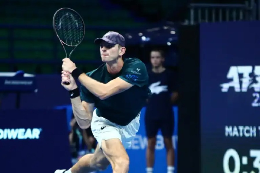 Σακελλαρίδης – Μποργκς 0-2: Πάλεψε αλλά αποκλείστηκε ο Έλληνας τενίστας από το Hellenic Championship