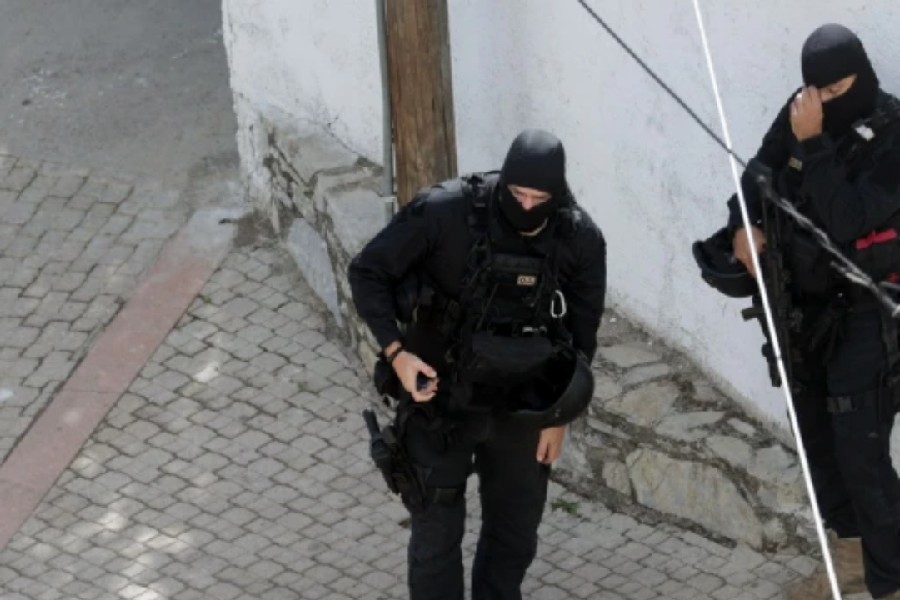 Βορίζια: «Απειλούν ότι θα μας εκτελέσουν, θα πετάξουν χειροβομβίδες»