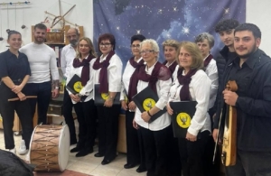 Στην παρουσίαση του βιβλίου της Χριστίνας Βαμβούρη &#8211; Δημάκη συμμετείχε η χορωδία της Λέσχης Ποντίων Ν. Καβάλας