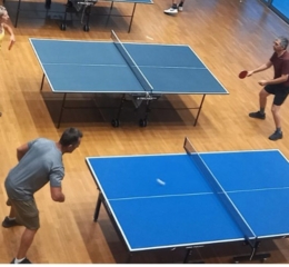 Μαθήματα πινγκ πονγκ και φέτος στον «Μιθριδάτη» Λαυρίου