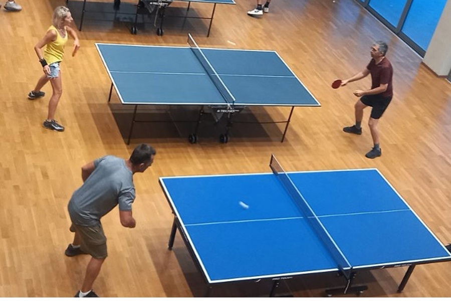 Μαθήματα πινγκ πονγκ και φέτος στον «Μιθριδάτη» Λαυρίου