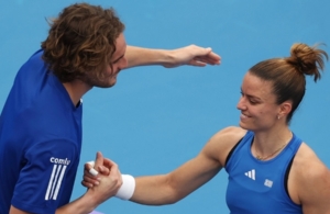 Τσιτσιπάς σε Σάκκαρη: «Ας το κάνουμε ξανά Μαρία»