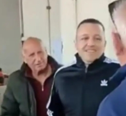 Ο Ηλίας Κασιδιάρης πήρε άδεια από τις φυλακές και βρέθηκε στα μπλόκα – «Μόνο εσείς έχετε τη δύναμη να φύγει η διαφθορά από την Ελλάδα»