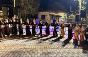 Στις χριστουγεννιάτικες εκδηλώσεις του Μουσικού Σχολείου Κατερίνης χόρεψε η «Παναγία Σουμελά» Κατερίνης