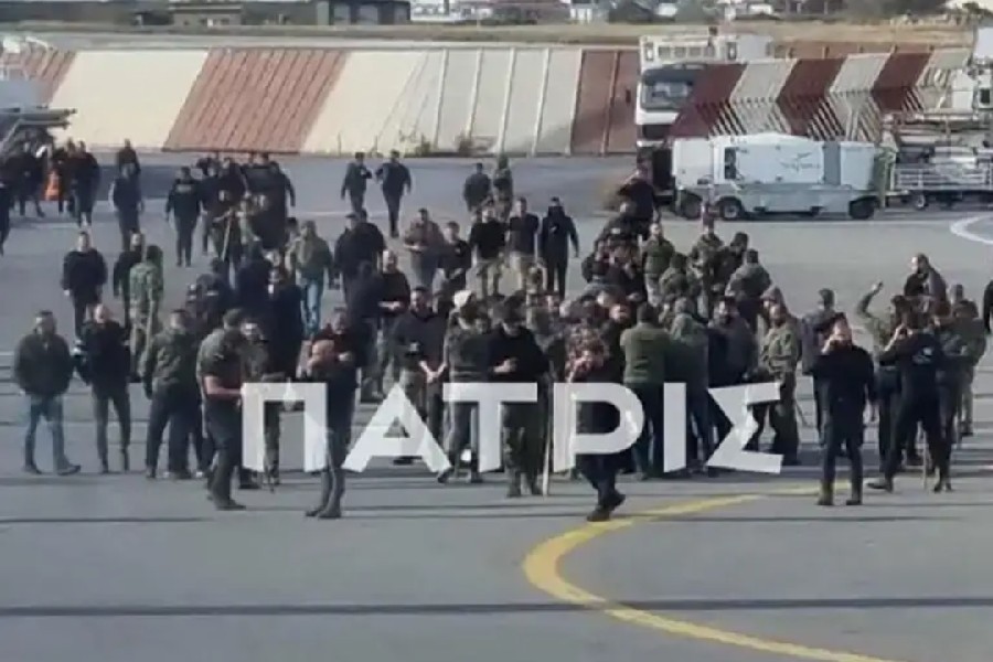 Ηράκλειο: Στην πίστα του αεροδρομίου Νίκος Καζαντζάκης εισέβαλλαν αγρότες