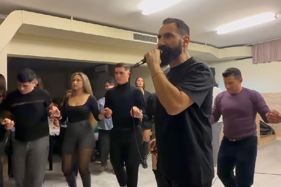 Χριστουγεννιάτικο γλέντι διοργάνωσε η «Τραπεζούντα» Φυλής