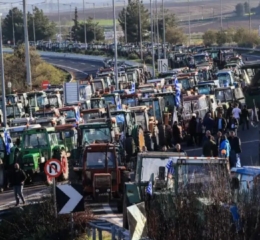 Μπλόκα αγροτών: Παραλύει η χώρα από τις κινητοποιήσεις – Κλειστή η ΠΑΘΕ, ετοιμάζονται να αποκλείσουν το λιμάνι του Βόλου