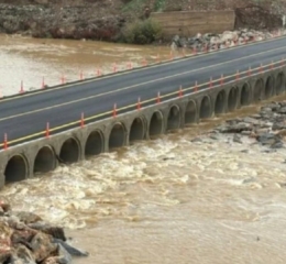 Κακοκαιρία Byron: Μήνυμα του 112 στα Φάρσαλα για εκκένωση λόγω υπερχείλισης του Ενιπέα