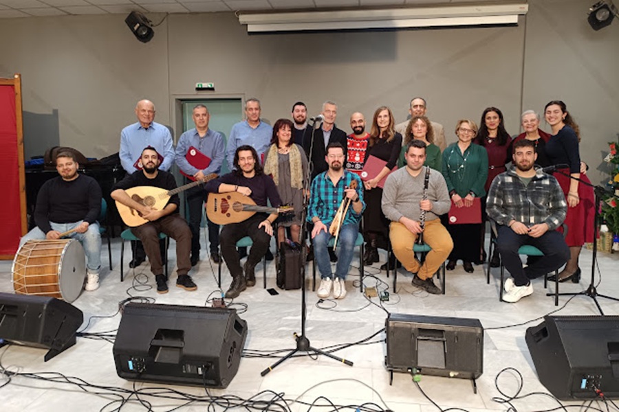 Μάγεψε η χορωδία της Ένωσης Ποντίων Βριλησσίων και το μουσικό σύνολο 1919
