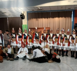 Οι Μωμόεροι αναβίωσαν στη Βέροια