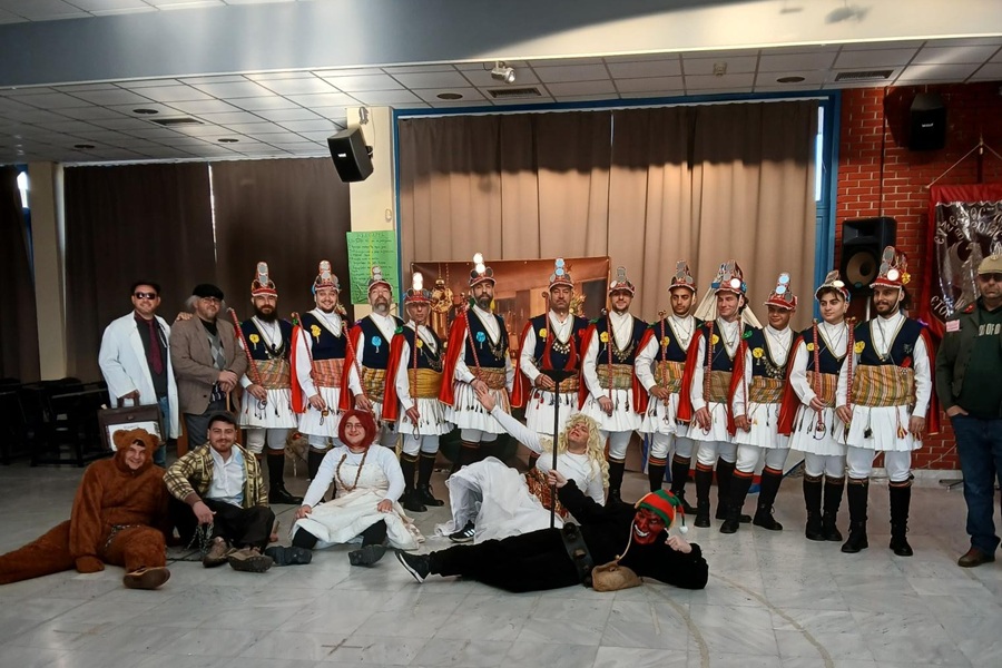 Οι Μωμόεροι αναβίωσαν στη Βέροια