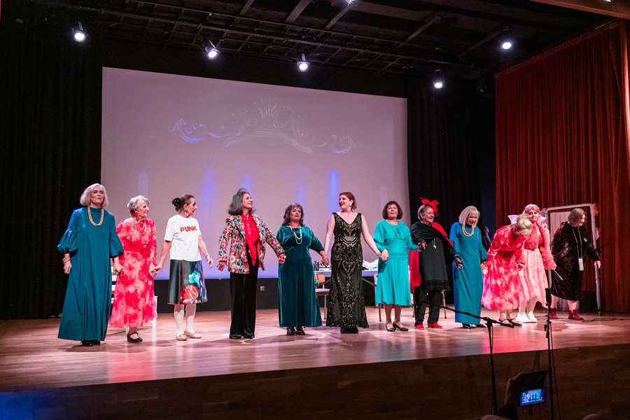 Πραγματοποιήθηκε η πρεμιέρα του «Οι Έχοντες και οι Ανέχοντες»