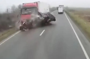 Πολύνεκρο τροχαίο στη Ρουμανία με οπαδούς του ΠΑΟΚ που ταξίδευαν στη Γαλλία – 7 νεκροί και 3 τραυματίες