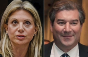 Καρυστιανού κατά Καραχάλιου: Πρέπει να εξεταστεί από ψυχίατρο – Έχω πνευματικό και ηγουμένη, αλλά δεν ξέρω πώς τα έμπλεξε με τα παραθρησκευτικά