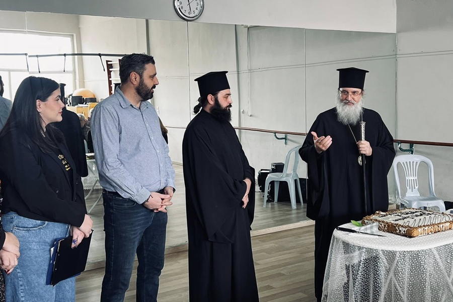 Η Μαγούλα έκοψε την πίτα της