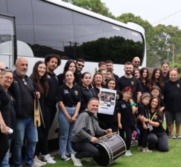 Μέλη του Σωματείου «Παναγία Σουμελά» διέσχισαν όλη τη Μελβούρνη για να πουν τα Κάλαντα