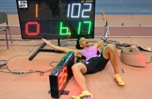 Εξωπραγματικός Καραλής πέρασε τα 6,17 μέτρα