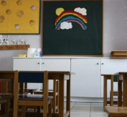 Μυτιλήνη: Απομακρύνθηκε από τα καθήκοντά της η νηπιαγωγός που τρομοκρατούσε παιδιά και συναδέλφους