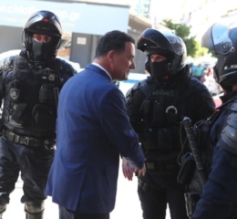 Επεισόδια μεταξύ νοσηλευτών και αστυνομικών στο νοσοκομείο Νίκαιας κατά την επίσκεψη Γεωργιάδη