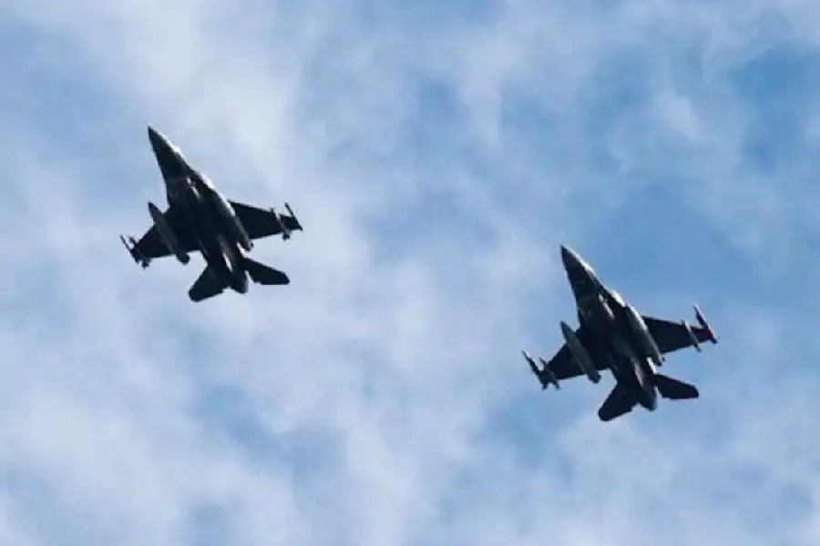 Συναγερμός στην Κύπρο για ύποπτο UAV: Απογειώθηκαν τα ελληνικά F16 – Πτήση της Aegean επέστρεψε στην Αθήνα