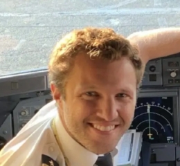 Βουλιαγμένη: «Προσπαθούσε να με πλησιάσει επί 40 λεπτά, εξάντλησα όλα τα περιθώρια» λέει ο φίλος του 34χρονου δύτη που πνίγηκε