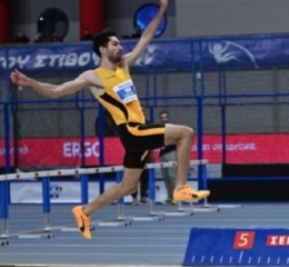 Τεντόγλου: Πρωτιά στο πανελλήνιο με 8.22μ