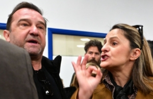 Οργή από την οικογένεια Πλακιά κατά του πρώην προέδρου του ΟΣΕ: «Θα σε σκίσω με τα χέρια μου, αλήτη»