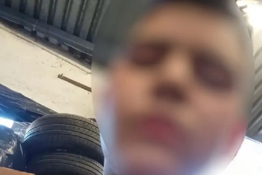 Λέρος: Συγκλονίζει η απολογία του 17χρονου πατροκτόνου: Με τρυπούσε με κατσαβίδι και μου έκοψε το δάκτυλο με κλαρκ