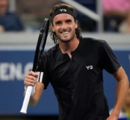 Τσιτσιπάς – Φέρι 2-0: Επιτυχημένη πρεμιέρα με δύο… πρόσωπα