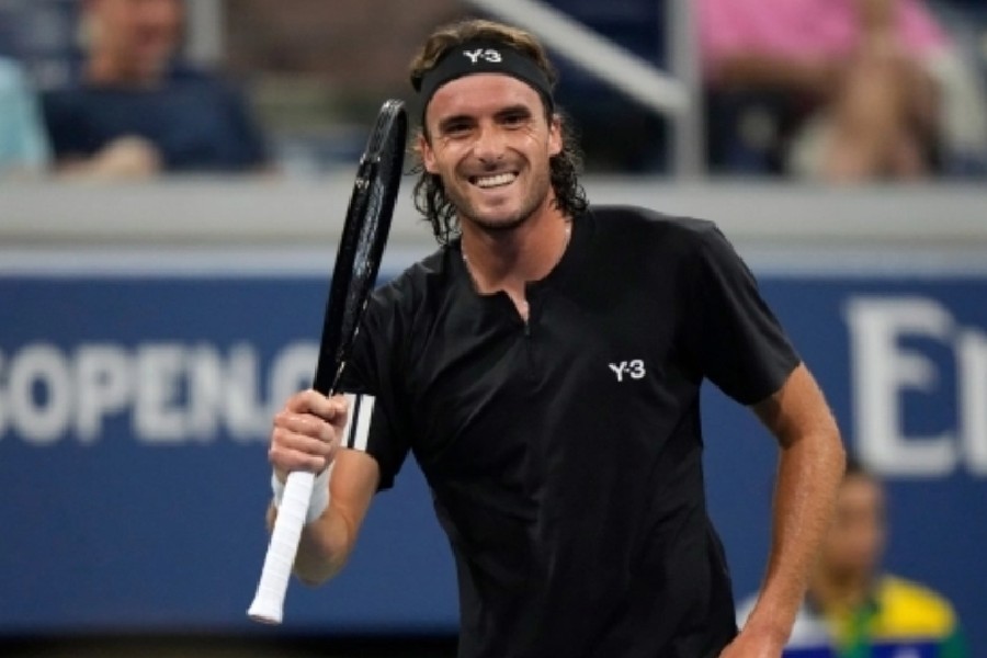 Τσιτσιπάς – Φέρι 2-0: Επιτυχημένη πρεμιέρα με δύο… πρόσωπα