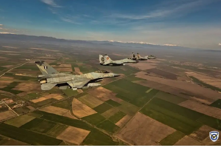 Ελληνικά F-16 και Patriot προστατεύουν τη Βουλγαρία: Ενισχύεται η αεράμυνα σε περίπτωση απειλής από τη Μέση Ανατολή
